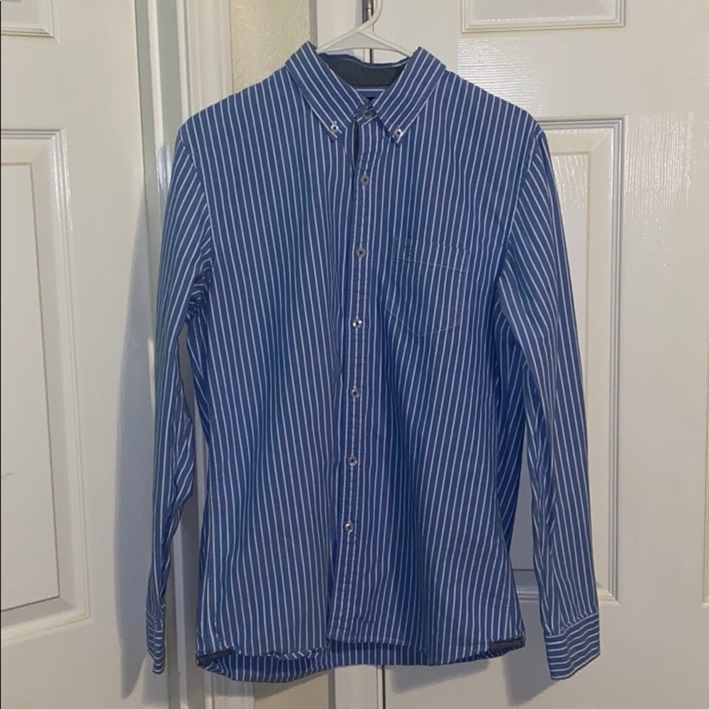 American Eagle button up shirt